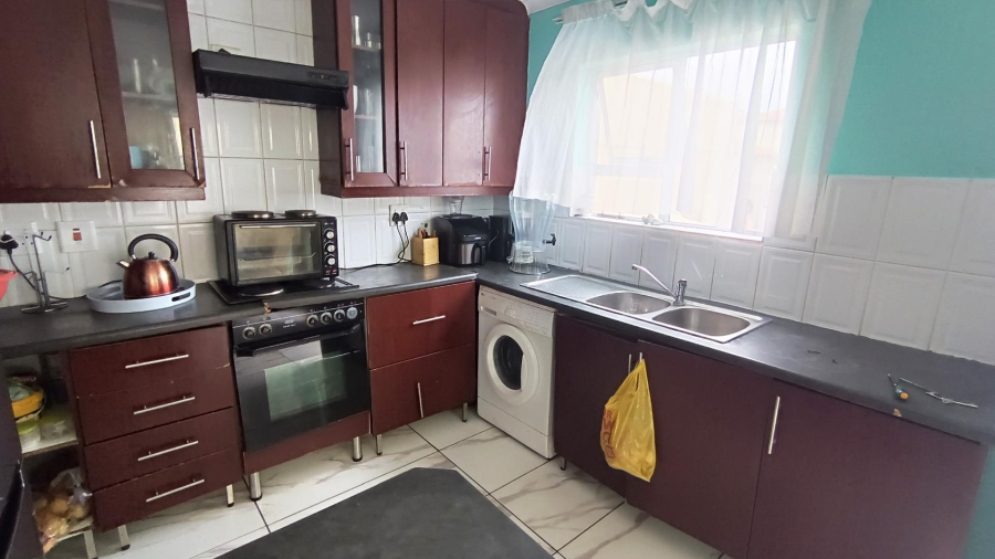 4 Bedroom Property for Sale in Parklands Western Cape